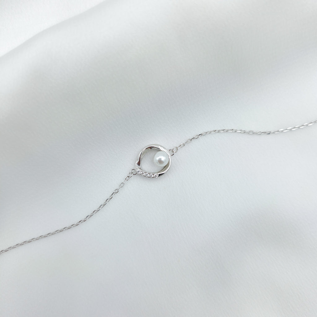 Elegant Pearl Halo Jewelry Set