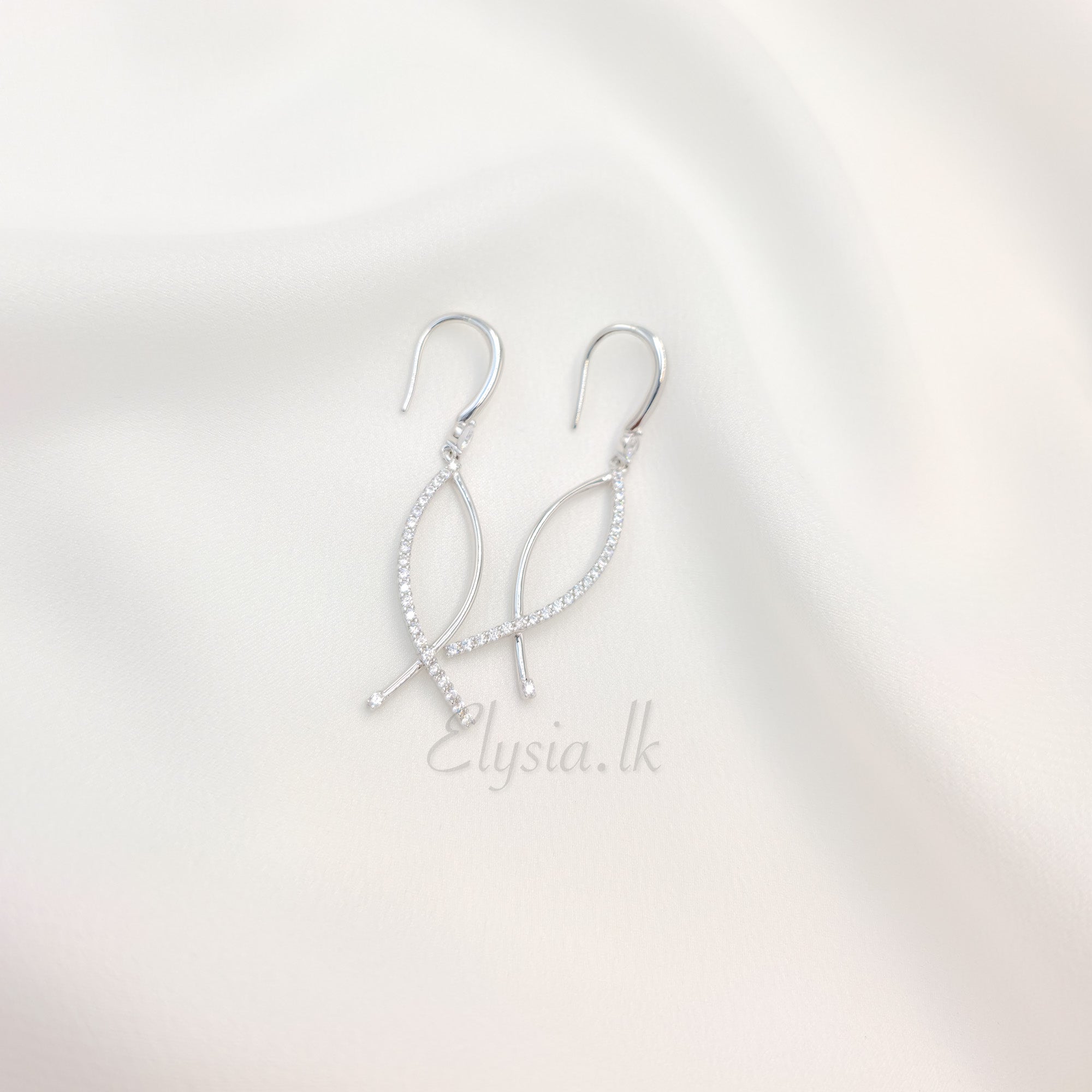 Elegant Twist Drop Earrings – 925 Sterling Silver
