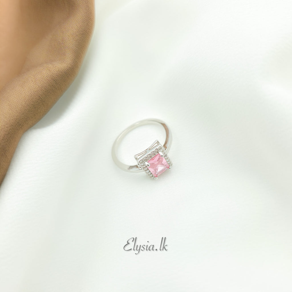 Blush Princess Halo Ring – 925 Silver