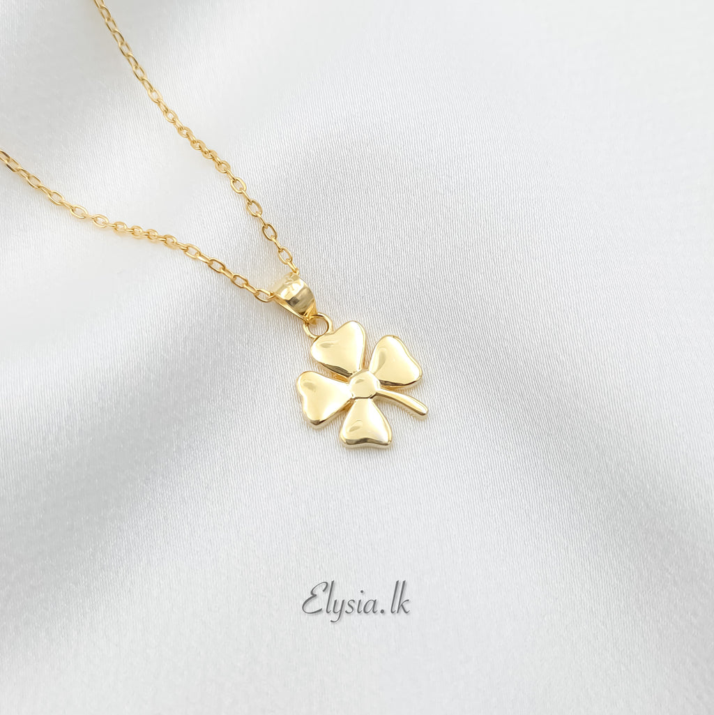 Lucky Clover Gold Necklace – Elysia.lk