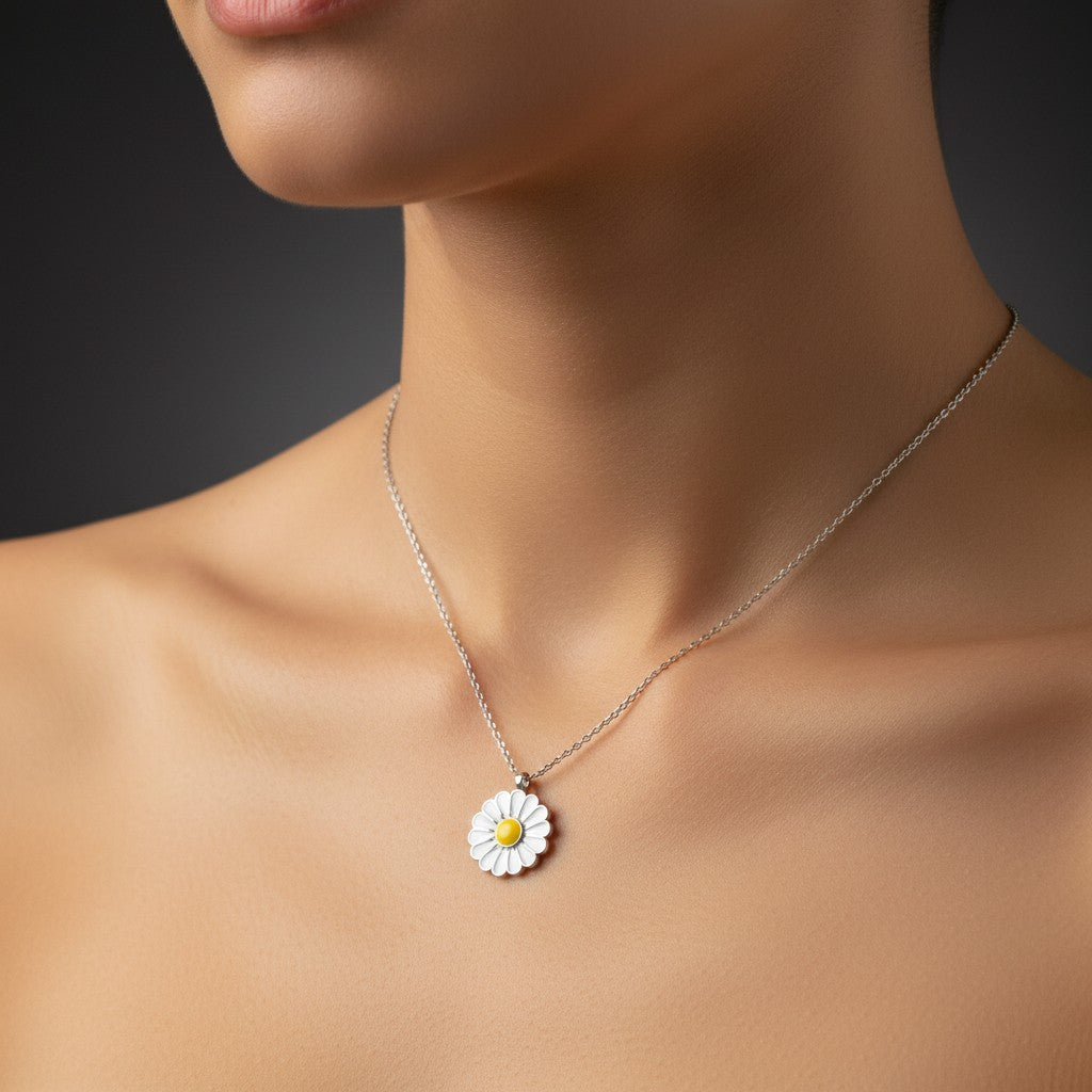 Daisy Flower Pendant Necklace – 925 Sterling Silver