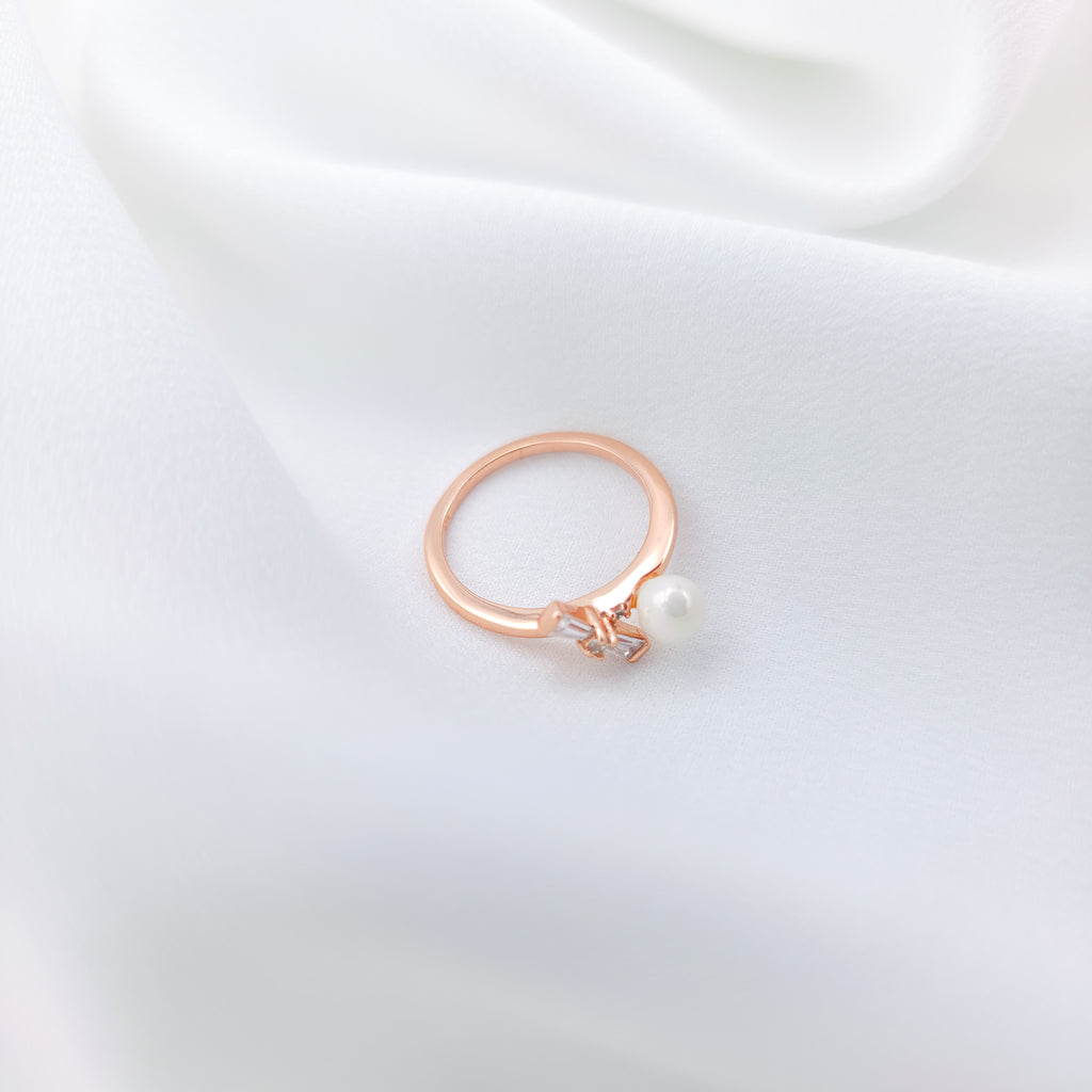 Pearl & Baguette Zircon Ring – 925 Sterling Silver
