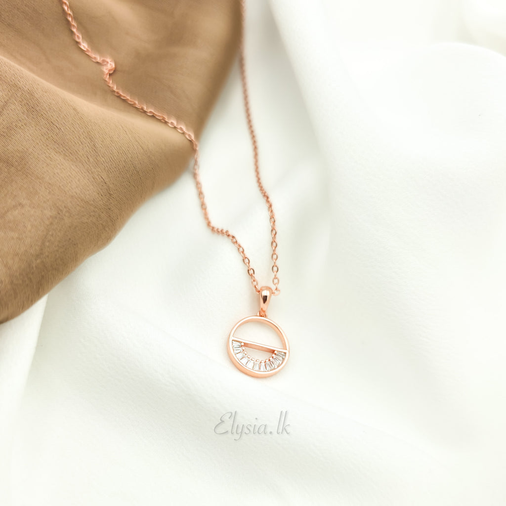 Radiant Arc Circle Pendant – Rose Gold 925 Silver