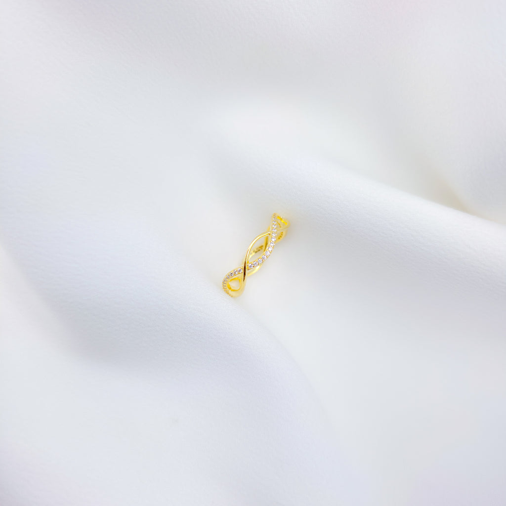 925 Silver Gold Plated Infinity Style Ring with Zircon Stones