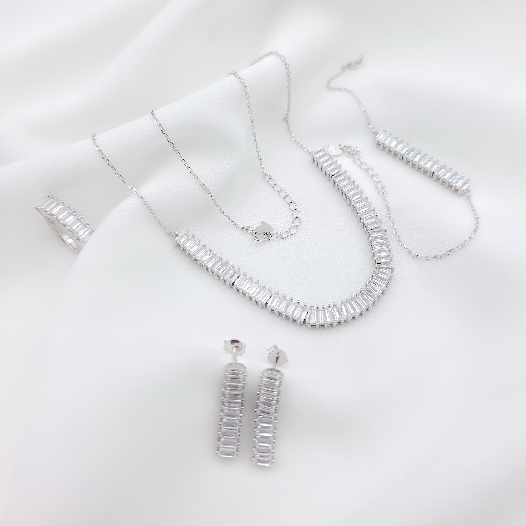 Elegant 925 Sterling Silver Baguette Crystal Jewelry Set