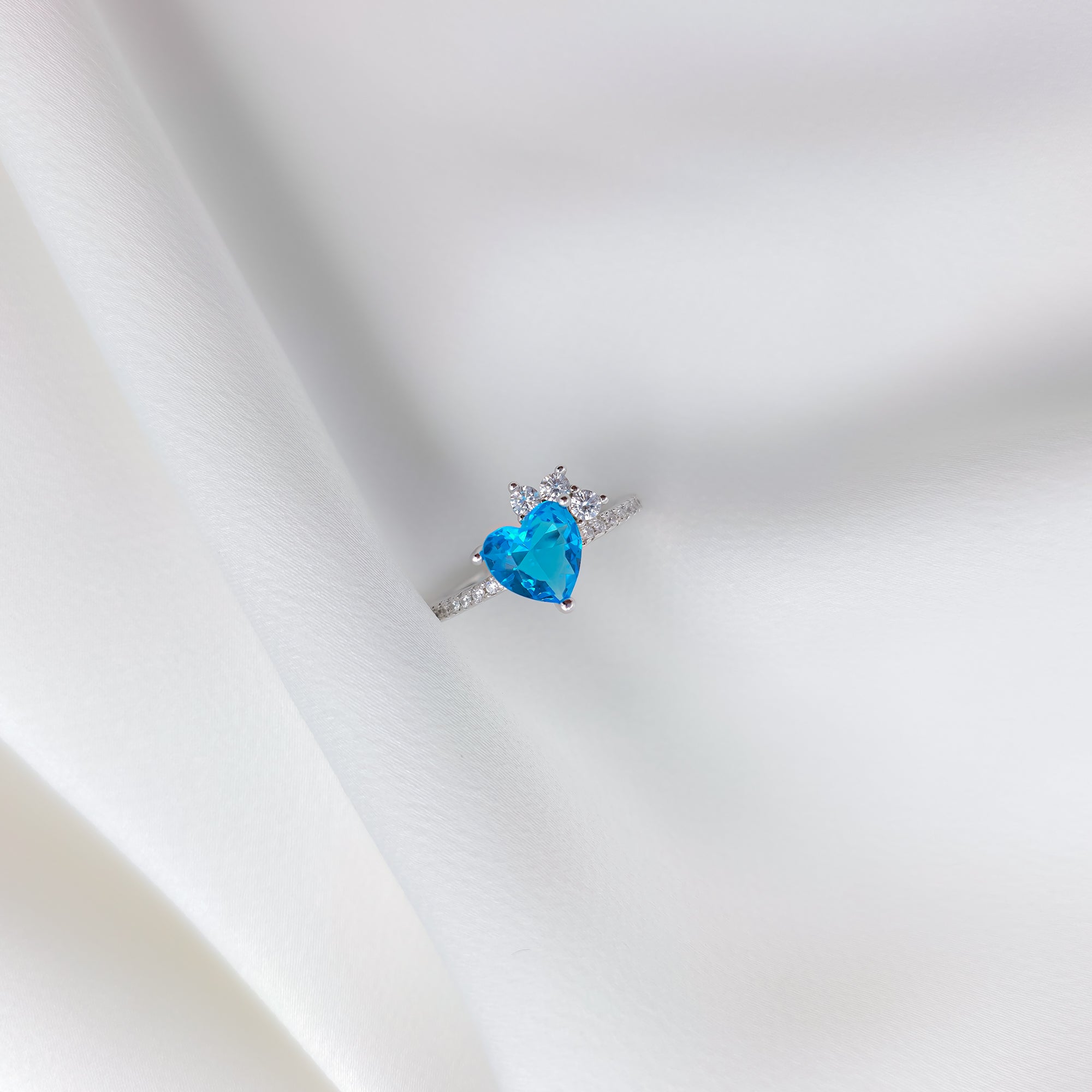 Elegant 925 Sterling Silver Blue Stone Ring with Crystal Accents