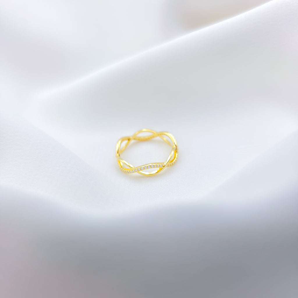 925 Silver Gold Plated Infinity Style Ring with Zircon Stones